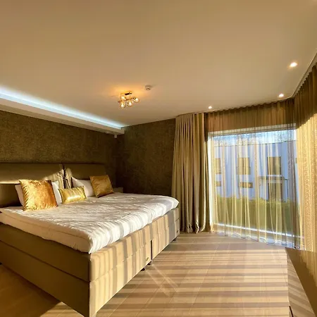Magnolia House With Indoor Swimming Pool And Sauna Dom wakacyjny Tallin