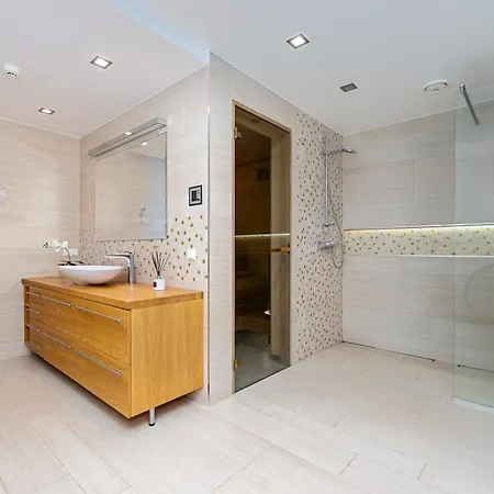 Magnolia House With Indoor Swimming Pool And Sauna * Tallin