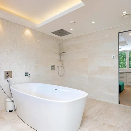 Magnolia House With Indoor Swimming Pool And Sauna Tallin